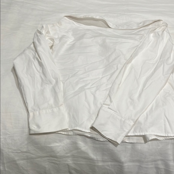 H&M White Graphic Button-Up Shirt - Picture 7 of 7